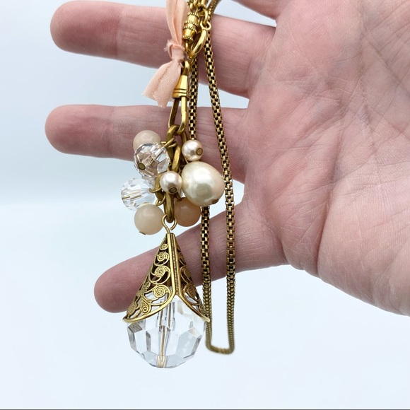 Faux Pearl Beaded Bow Gold Tone Y Necklace - Picture 4 of 9